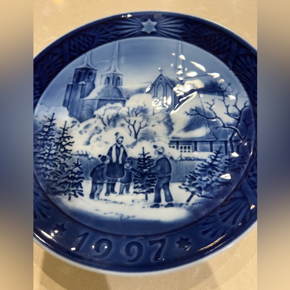 Royal Copenhagan plate 1997